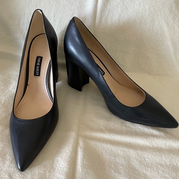 Nine West Shoes - Black Nine West Pumps